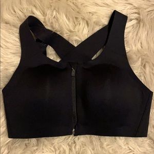 New Lululemon Enlite Bra Zip Front.
High Support.